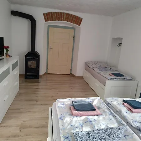 Chaloupka Ktera Ma Smrnc בית נופש Čáslav