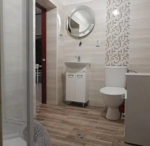 Chaloupka Ktera Ma Smrnc * Čáslav